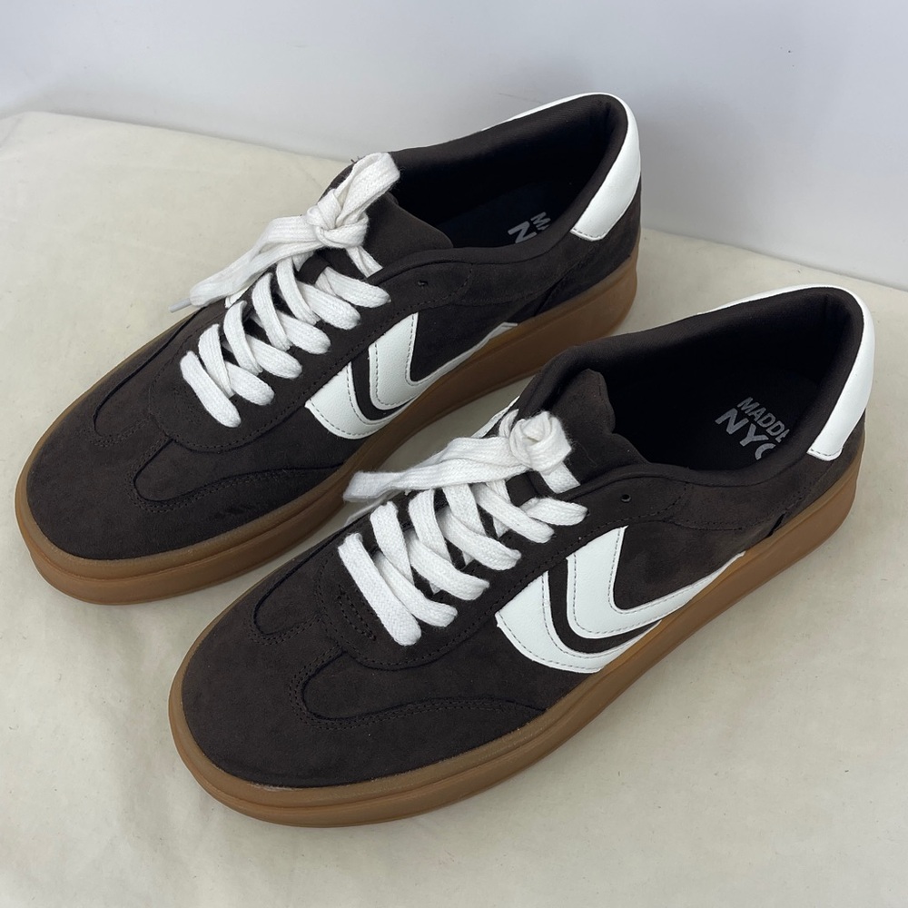 Women’s Casual Suede Lace-Up Sneakers in Black and White - Picture 2 of 6